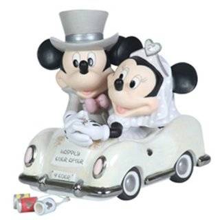 Precious Moments The Magic of Disney Collectible Figurine, Happily 