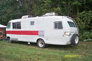 1972 Dodge Travco 270 motorhome RV Class A Restored with New Parts Features