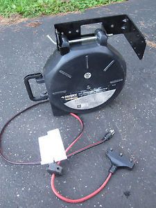 Husky 50ft Retractable Extension Power Cord Reel Tri Tap Wall Bracket 291 322